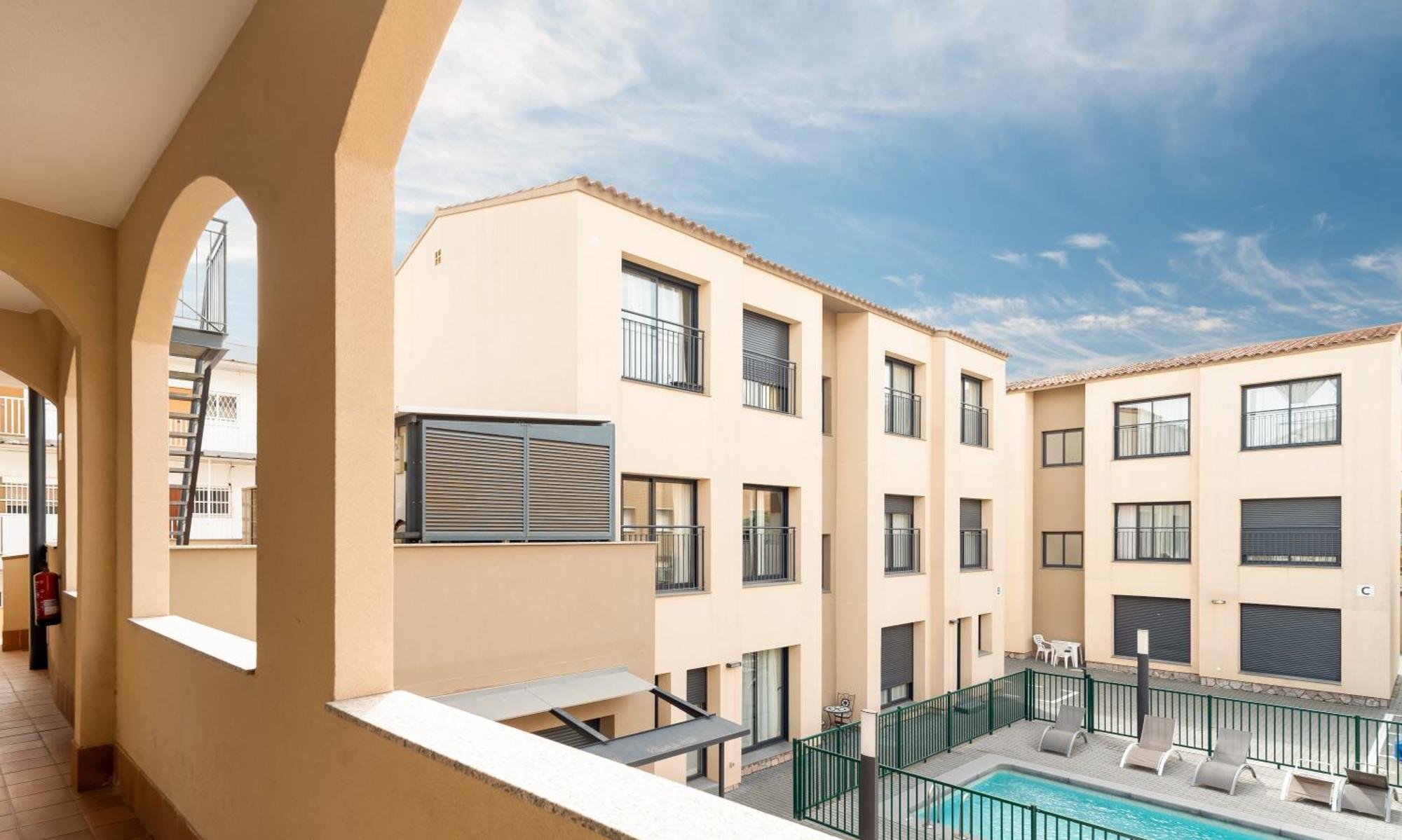 Castell Beach Aparthotel Castelldefels Kültér fotó